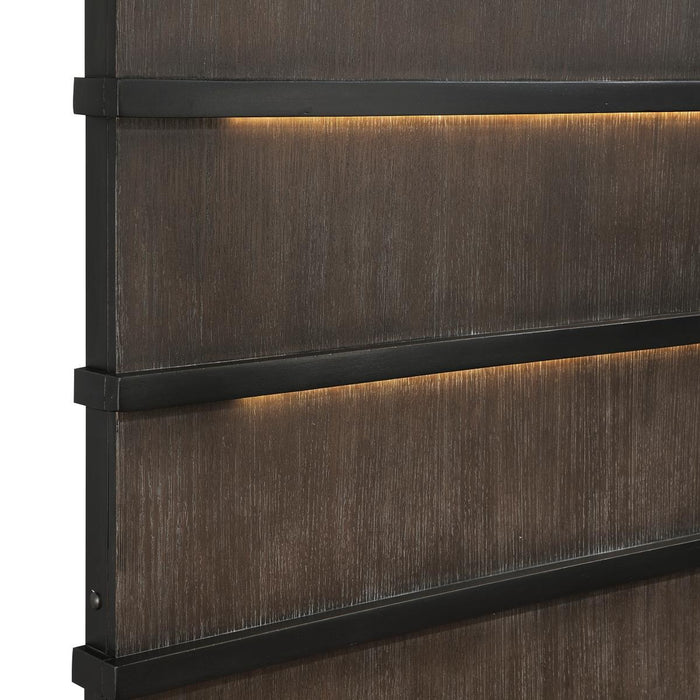 Acworth Eastren King & California King Bed