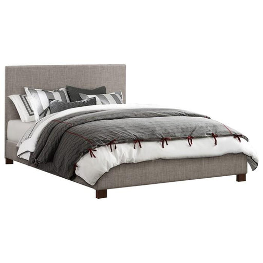 Chasin (2)Queen Platform Bed - Big's Furniture (NV) - Multi Location