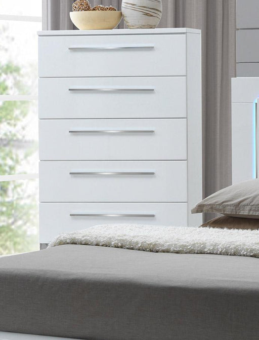 New Classic Sapphire 5 Drawer Chest in White - Big's Furniture (NV) - Multi Location