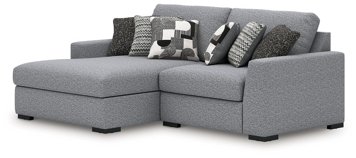 Bealton Sectional with Chaise