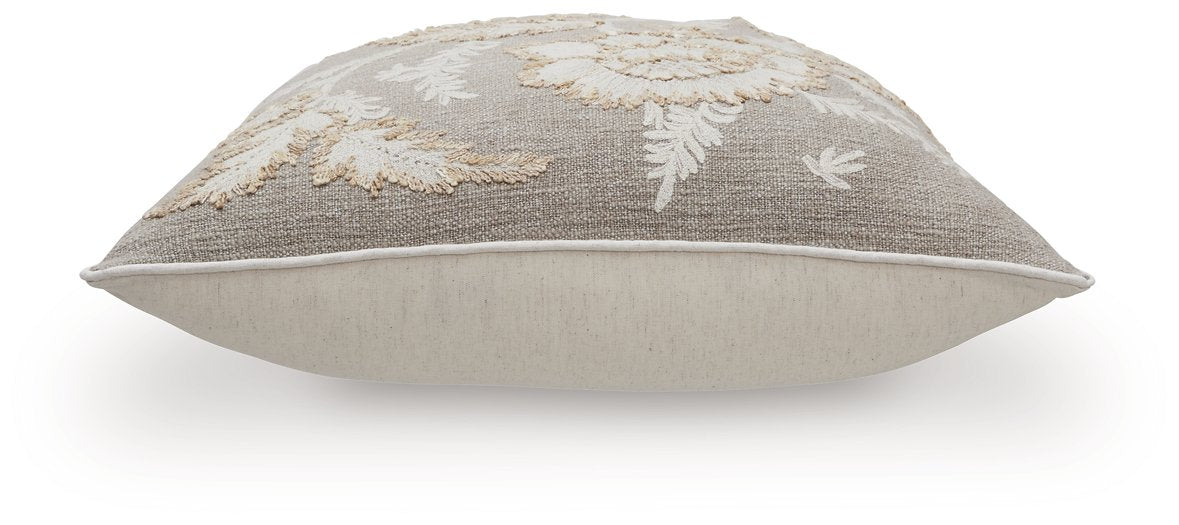 Viveka Pillow (Set of 4) - Big's Furniture (NV) - Multi Location