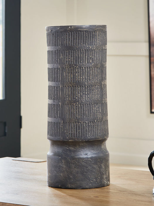 Beninworth Vase - Big's Furniture (NV) - Multi Location