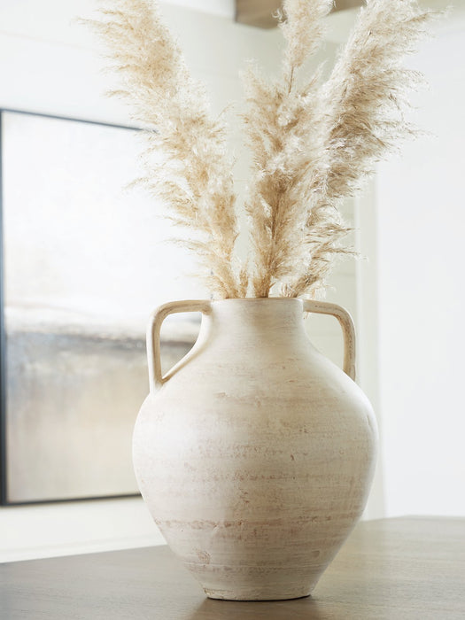 Justy Vase - Big's Furniture (NV) - Multi Location