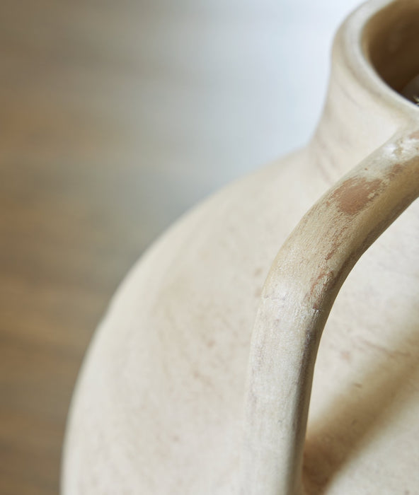 Justy Vase - Big's Furniture (NV) - Multi Location