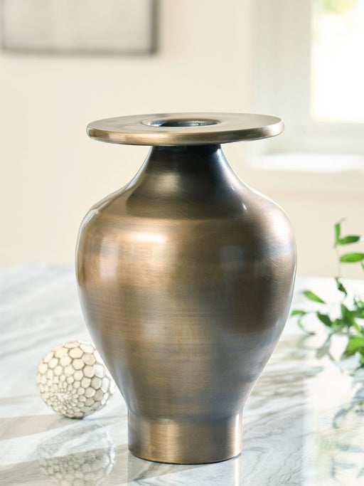 Fedorleigh Vase - Big's Furniture (NV) - Multi Location