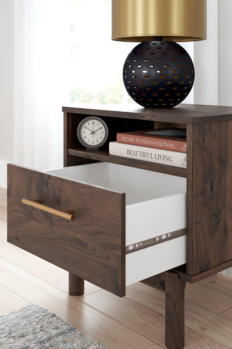 Calverson Nightstand - Big's Furniture (NV) - Multi Location