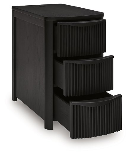 Camdill Chairside End Table - Big's Furniture (NV) - Multi Location