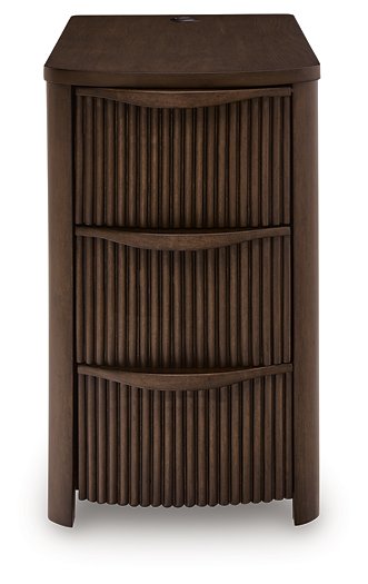 Camdill Chairside End Table - Big's Furniture (NV) - Multi Location
