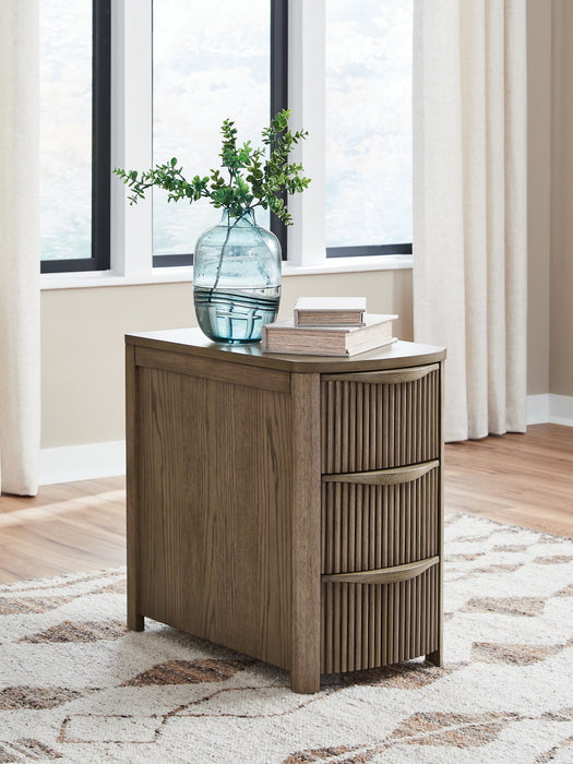 Camdill Chairside End Table - Big's Furniture (NV) - Multi Location