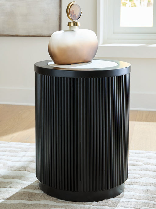 Grayman End Table - Big's Furniture (NV) - Multi Location